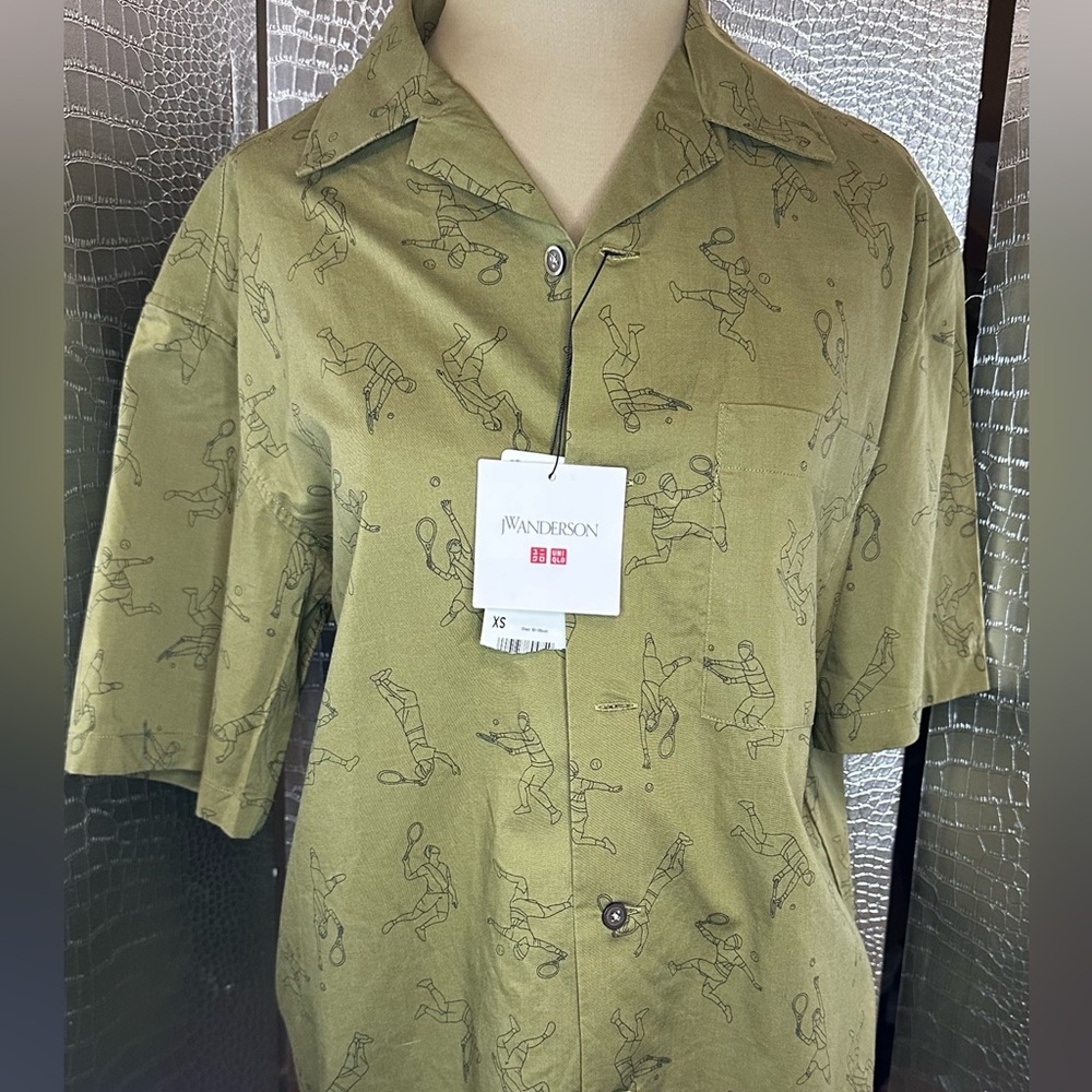 JW Anderson Uniqlo Olive Green Casual Button Down Shirt Size XS NWT